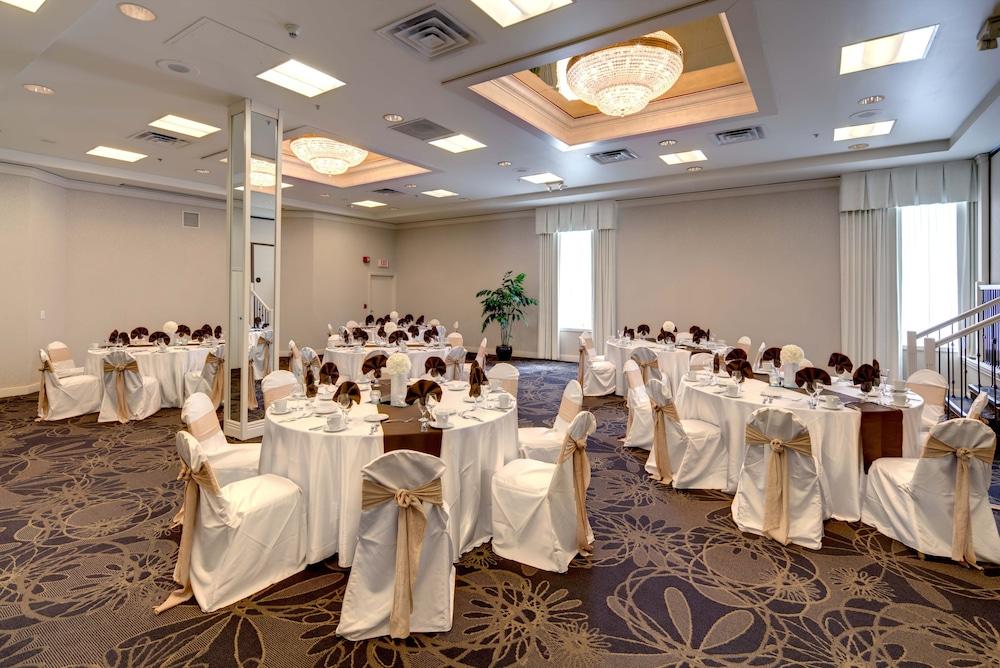 מלון Doubletree By Hilton Milwaukee Downtown מראה חיצוני תמונה