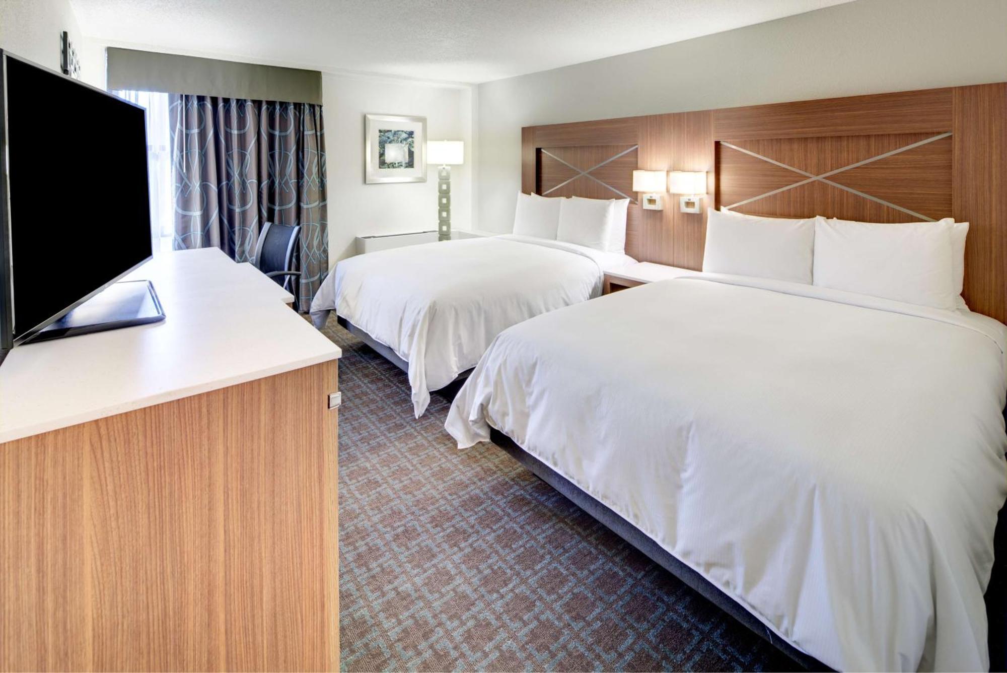 מלון Doubletree By Hilton Milwaukee Downtown מראה חיצוני תמונה