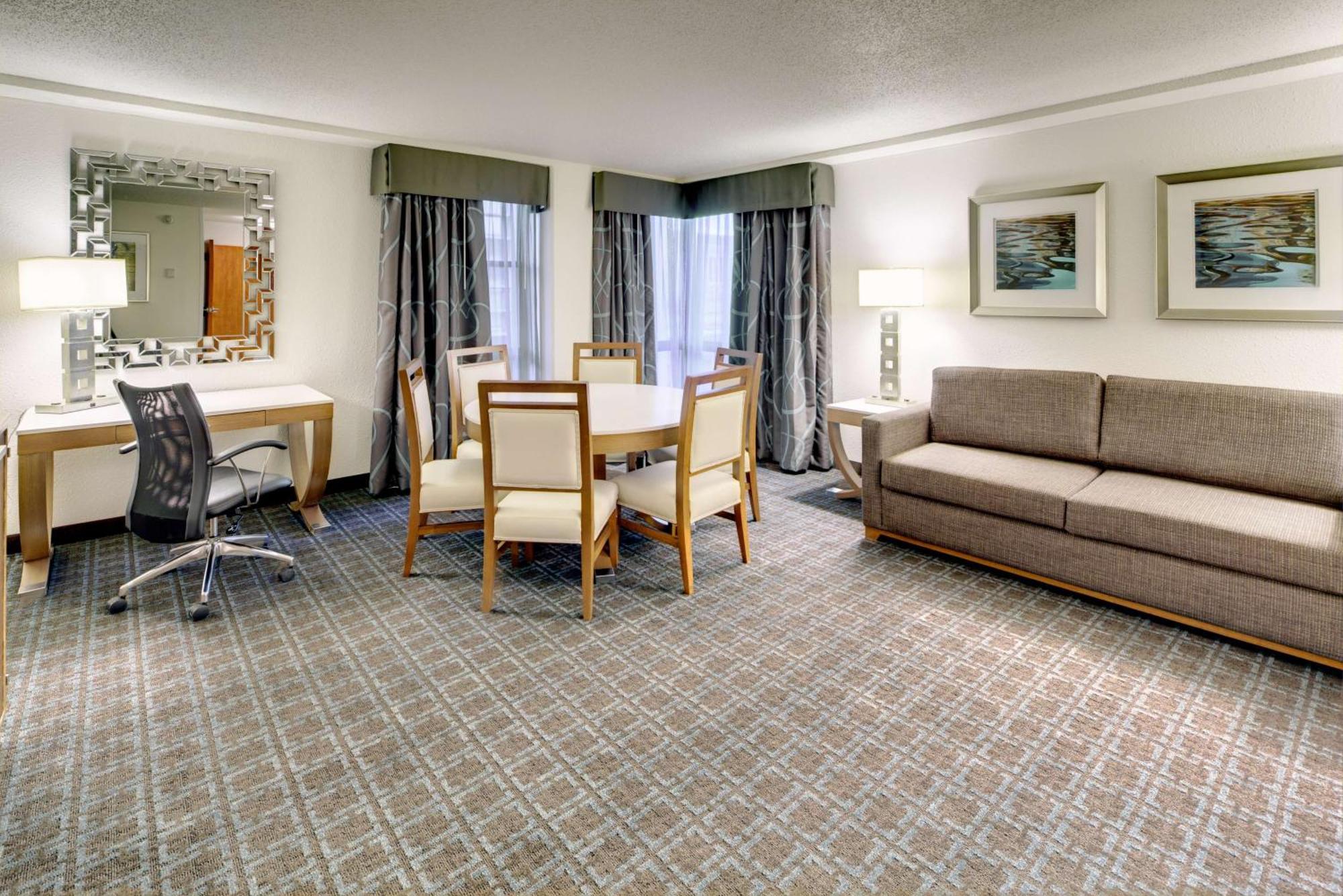 מלון Doubletree By Hilton Milwaukee Downtown מראה חיצוני תמונה