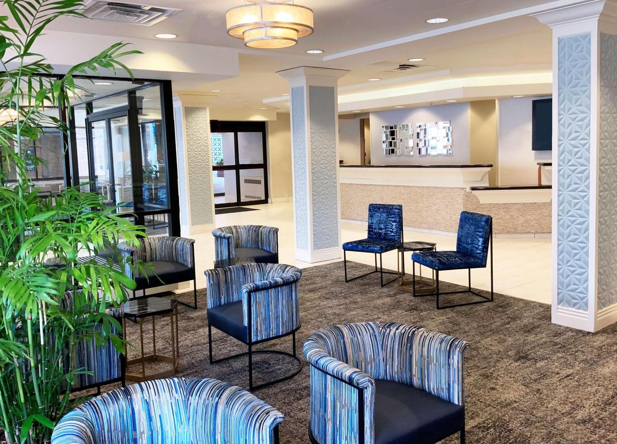 מלון Doubletree By Hilton Milwaukee Downtown מראה חיצוני תמונה