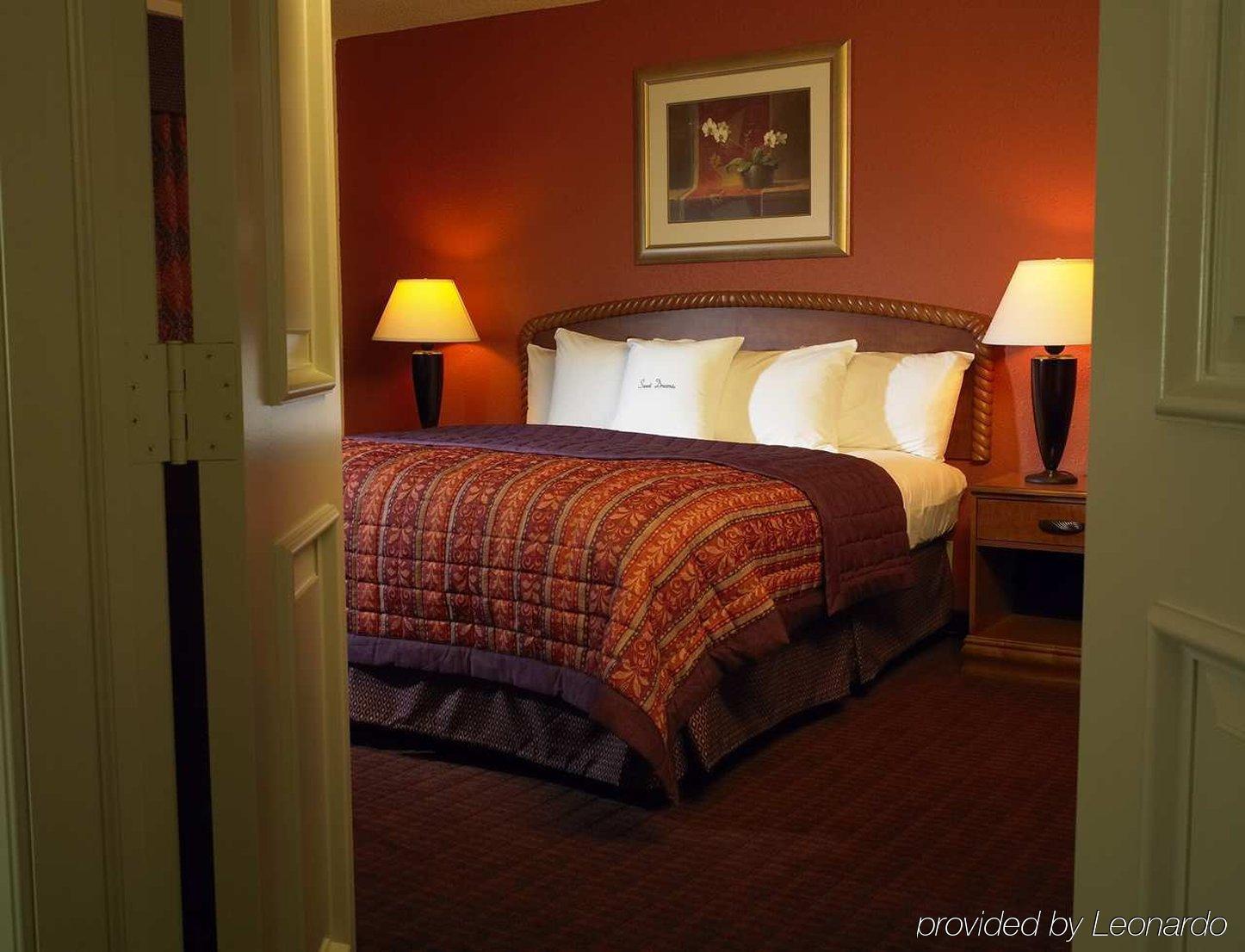 מלון Doubletree By Hilton Milwaukee Downtown מראה חיצוני תמונה