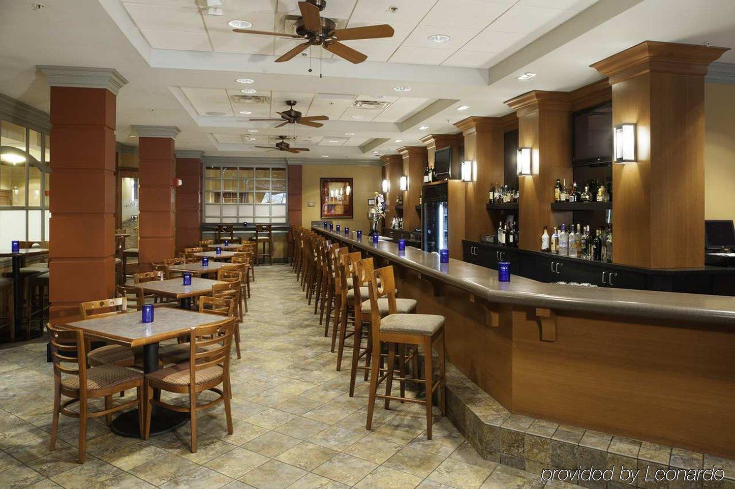 מלון Doubletree By Hilton Milwaukee Downtown מראה חיצוני תמונה