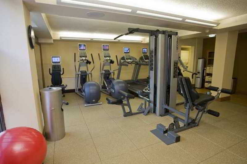 מלון Doubletree By Hilton Milwaukee Downtown מראה חיצוני תמונה