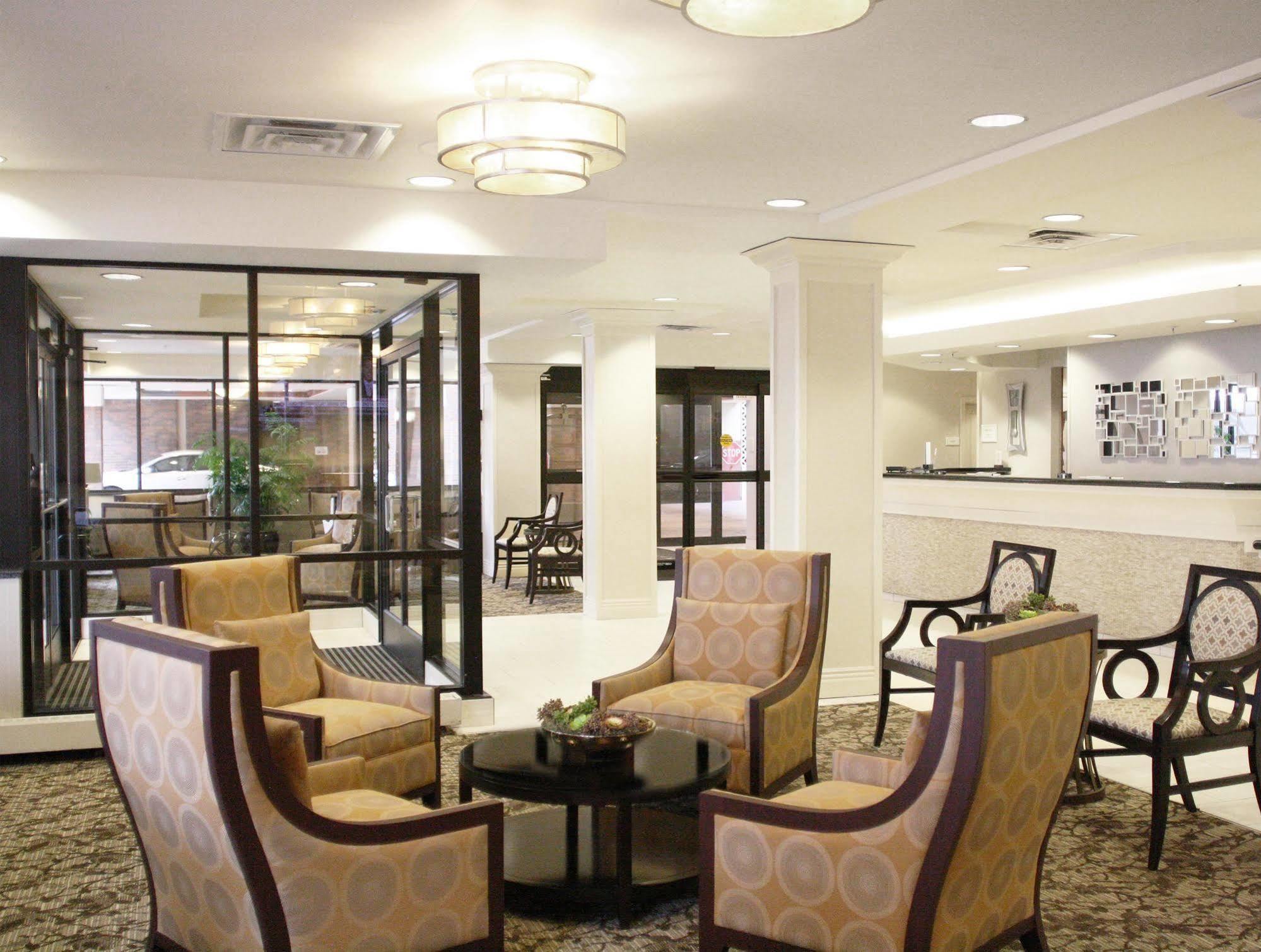 מלון Doubletree By Hilton Milwaukee Downtown מראה חיצוני תמונה